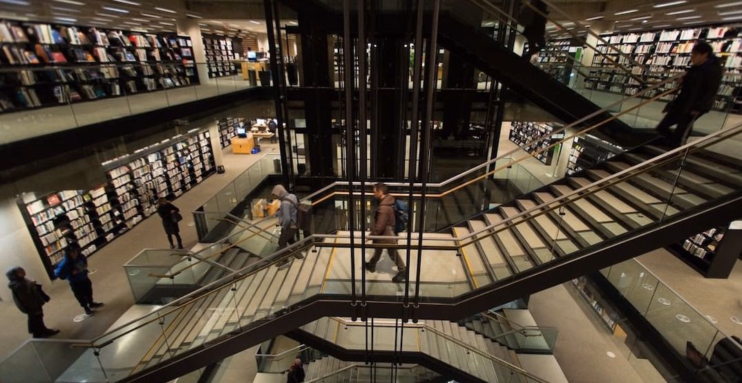 Digital Nomad’s Guide to Montreal: Navigating the City’s Best Work-Friendly Cafés, Libraries, and Public Spaces